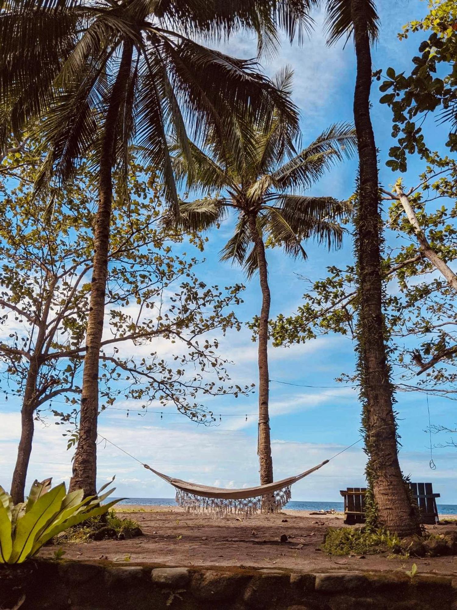 Playa Del Fuego Camiguin Beach Hostel & Resort Mambajao Exterior foto