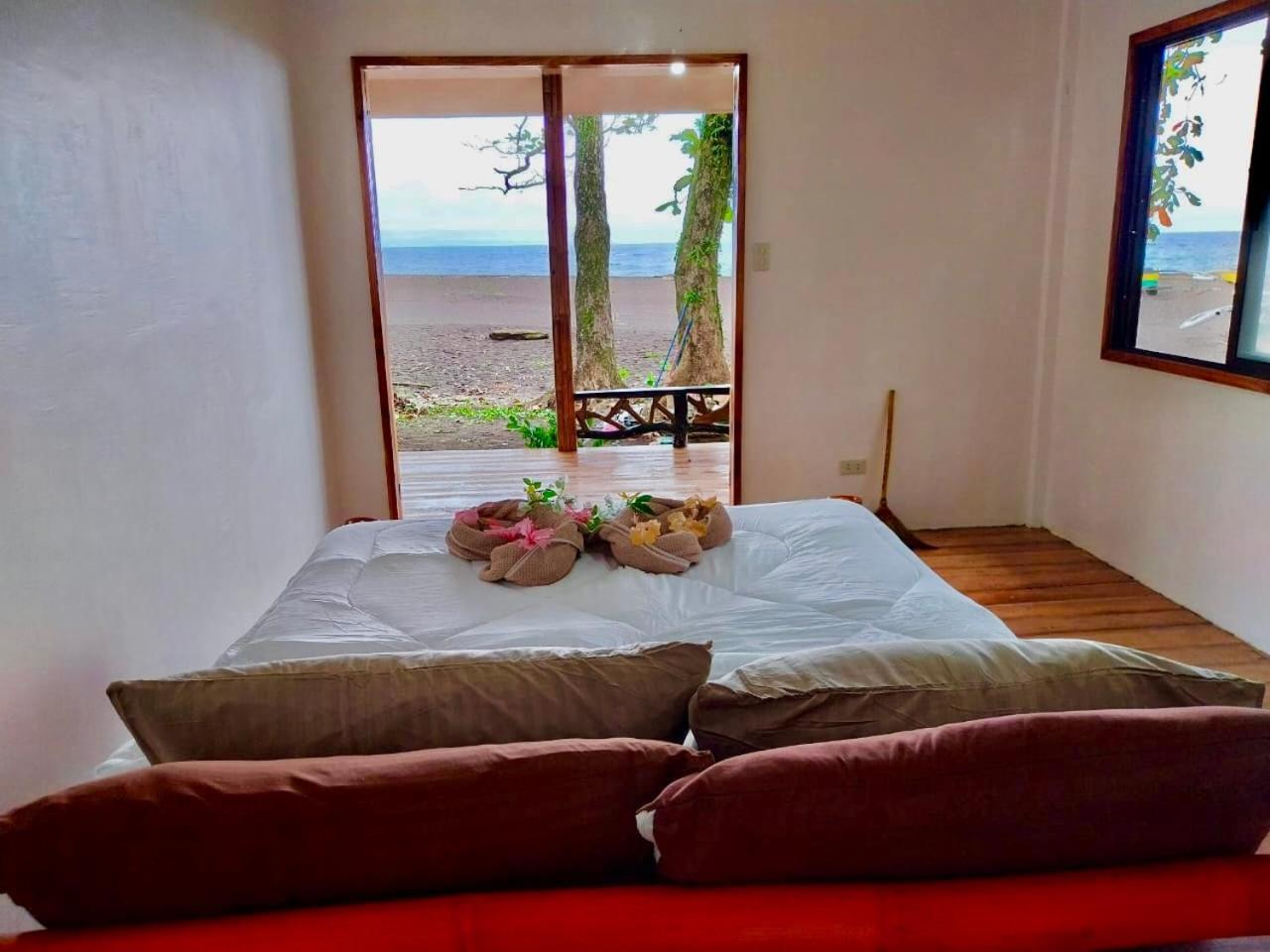 Playa Del Fuego Camiguin Beach Hostel & Resort Mambajao Exterior foto