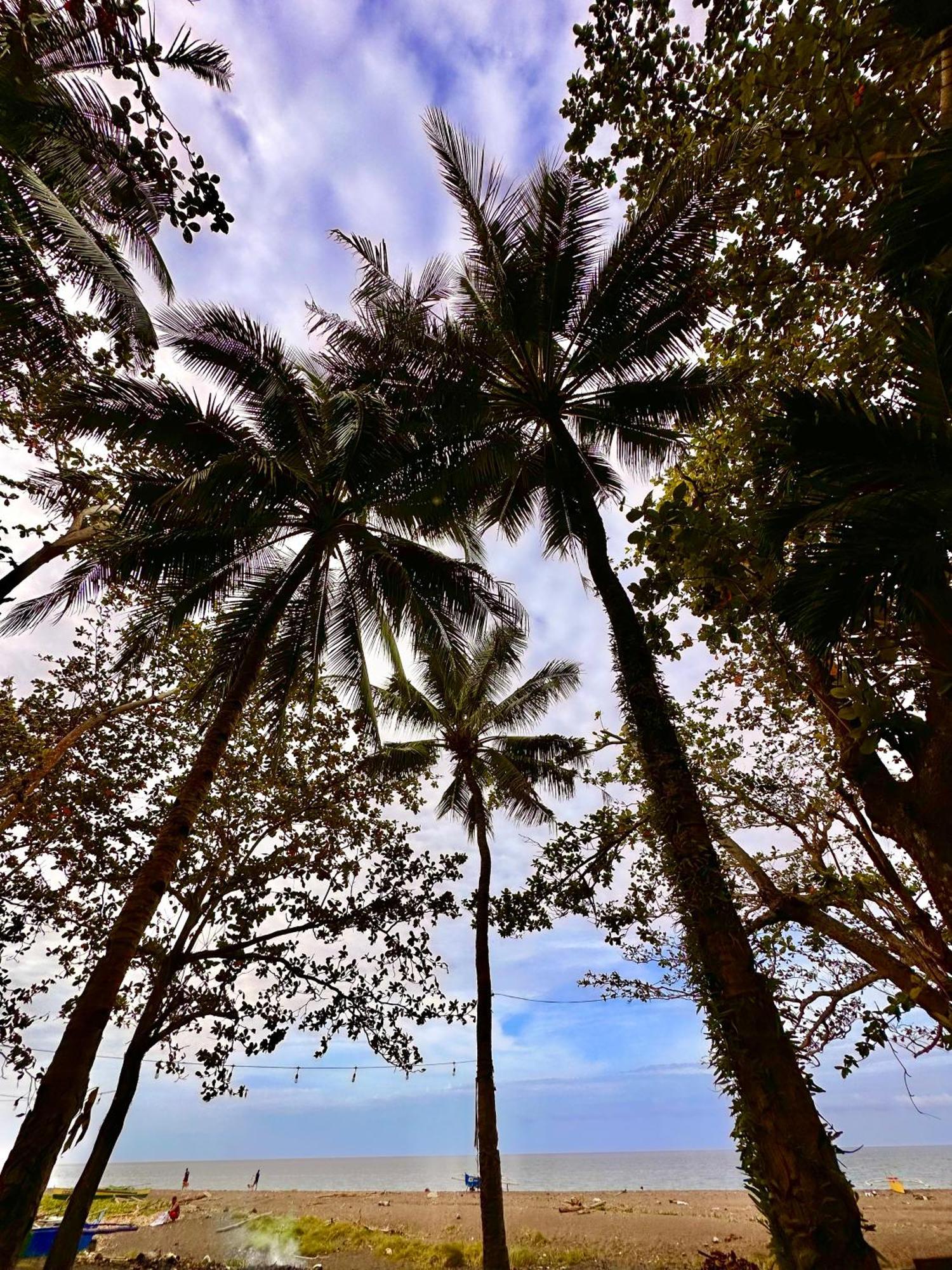 Playa Del Fuego Camiguin Beach Hostel & Resort Mambajao Exterior foto